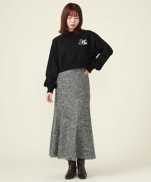 archives(アルシーヴ)の「刺繍ロゴクロップドスウェット(スウェット・レディース・グレー/オフホワイト/ブラック・MEDIUM)」の21枚目の写真