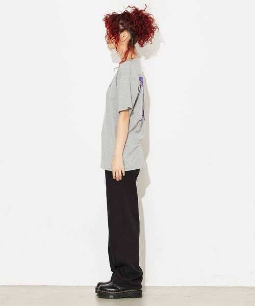 X-girl（エックスガール）の「X-girl × YUSUKE BUTTERFLY S/S TEE（Tシャツ/カットソー・レディース・ホワイト/ブラック/アッシュグレー・XL/S/L/M）」の8枚目の写真