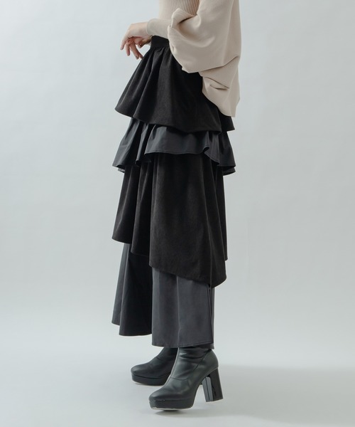 qumerry.(キュメリ)の「異素材ティアードスカート(スカート・レディース・カーキ/ブラック/グレー・SMALL/MEDIUM)」の17枚目の写真