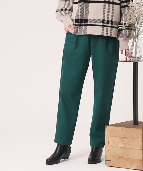 SHOO・LA・RUE（シューラルー）の「◆【美脚シルエット】起毛カルゼ イージー テーパードパンツ（その他パンツ・レディース・アイボリー/ブラック/ダークグリーン/ブラウン系/ダークオレンジ/ブルー・01/02/03/04/05/10）」の10枚目の写真