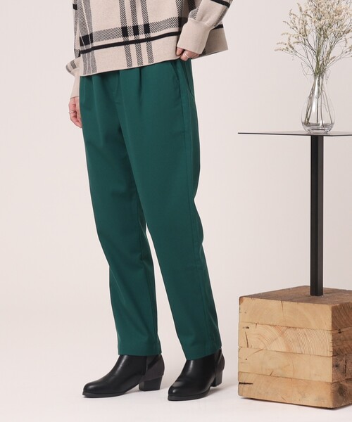 SHOO・LA・RUE（シューラルー）の「◆【美脚シルエット】起毛カルゼ イージー テーパードパンツ（その他パンツ・レディース・アイボリー/ブラック/ダークグリーン/ブラウン系/ダークオレンジ/ブルー・01/02/03/04/05/10）」の11枚目の写真