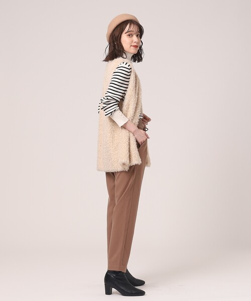 SHOO・LA・RUE（シューラルー）の「◆【美脚シルエット】起毛カルゼ イージー テーパードパンツ（その他パンツ・レディース・アイボリー/ブラック/ダークグリーン/ブラウン系/ダークオレンジ/ブルー・01/02/03/04/05/10）」の14枚目の写真