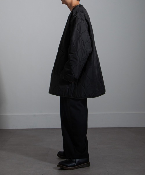 NILWAY（ニルウェイ）の「キルトライナー/ノーカラーキルティングジャケット/ノーカラーブルゾン/中綿インナージャケット（ノーカラーコート・レディース・オフホワイト/ブラック/カーキ・MEDIUM/LARGE）」の20枚目の写真