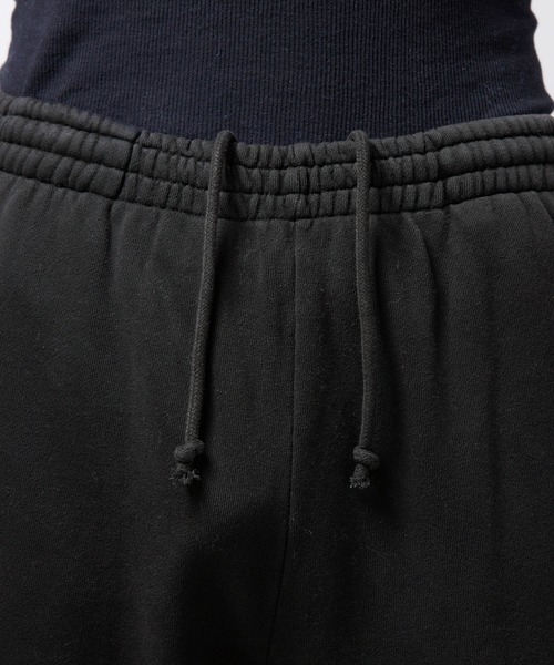 NYUDROP(ニュードロップ)の「【NYUDROP】GRAFFITI LOGO PIGMENT DYED SWEAT PANTS / グラフィティロゴ刺繍 ピグメント裏毛スウェットパンツ(スウェットパンツ・メンズ・ブラック/ブルー/グリーン・M/L/XL)」の7枚目の写真