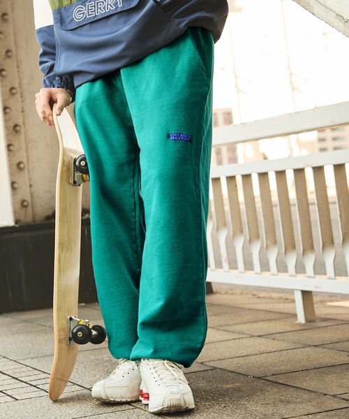 NYUDROP(ニュードロップ)の「【NYUDROP】GRAFFITI LOGO PIGMENT DYED SWEAT PANTS / グラフィティロゴ刺繍 ピグメント裏毛スウェットパンツ(スウェットパンツ・メンズ・ブラック/ブルー/グリーン・M/L/XL)」の12枚目の写真