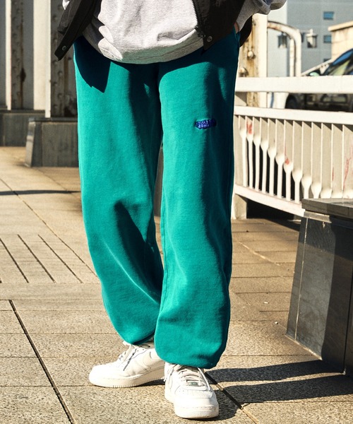 NYUDROP(ニュードロップ)の「【NYUDROP】GRAFFITI LOGO PIGMENT DYED SWEAT PANTS / グラフィティロゴ刺繍 ピグメント裏毛スウェットパンツ(スウェットパンツ・メンズ・ブラック/ブルー/グリーン・M/L/XL)」の20枚目の写真