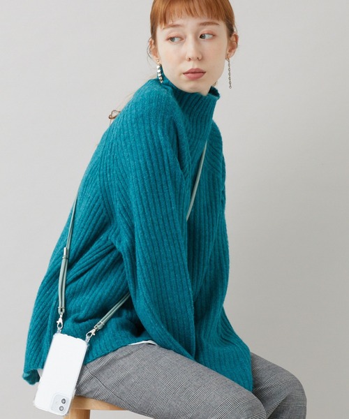 Paradise Picnic（パラダイスピクニック）の「イタリアンレザー　スマホショルダー　ダブルタイプ（スマホグッズ・レディース・グリーン/パープル/ベージュ/ブラック・FREE）」の3枚目の写真