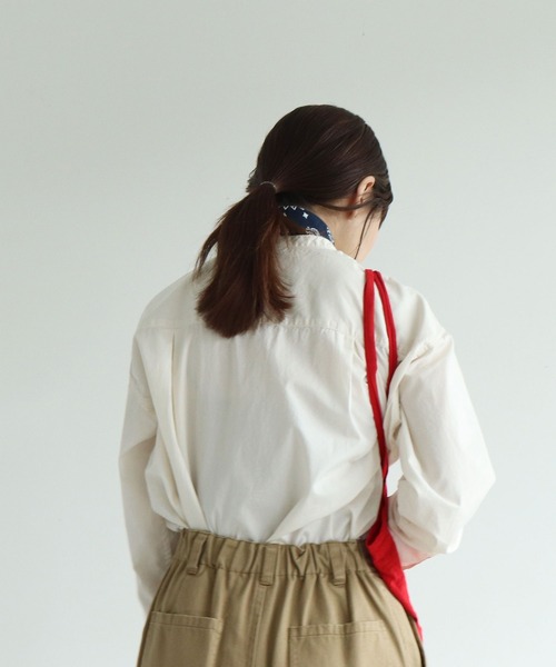 PAR ICI（パーリッシィ）の「無地/いろいろストライプ スタンドシャツ（シャツ/ブラウス・レディース・グレー/アイボリー/サックスブルー・FREE）」の7枚目の写真