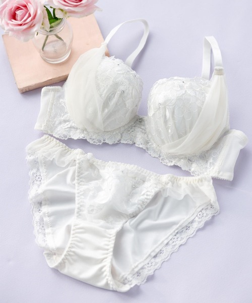 fran de lingerie(フランデランジェリー)の「Pureness ピュアネス ブラ&ショーツセット B65-G80カップ(ブラ&ショーツ・レディース・ブルーパープル/ホワイト/ミント・B65/B70/B75/C65/C70/C75/D65/D70/D75/D80/E65/E70/E75/E80/F65/F70/F75/F80/G65/G70/G75/G80)」の2枚目の写真