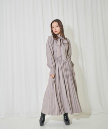 プリーツリボンワンピ