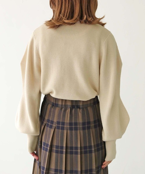 HER CLOSET（ハークローゼット）の「【shemoshelly】綿混畦編みデザインボリュームスリーブプルオーバー（ニット/セーター・レディース・テラコッタ/ライトグリーン/ブラック/ライトブルー/アイボリー・M）」の20枚目の写真