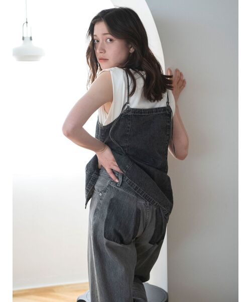 Ungrid（アングリッド）の「リメイクデザインルーズデニム（デニムパンツ・レディース・ブラック/ブルー・24inch/25inch/26inch）」の16枚目の写真