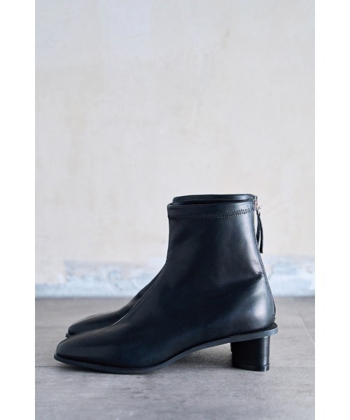 AZUL by moussy(アズールバイマウジー)の「TRIANGLE LOW HEEL BOOTS/トライアングルローヒールブーツ(ブーツ・レディース・ブラック/アイボリー・MEDIUM/SMALL/LARGE)」の12枚目の写真