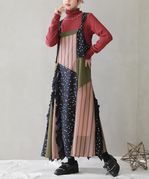 osharewalker（オシャレウォーカー）の「【廃盤】『異素材柄切替ジャンパースカート』（ジャンパースカート・レディース・ネイビー・1/2）」の9枚目の写真