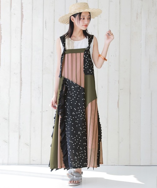 osharewalker（オシャレウォーカー）の「【廃盤】『異素材柄切替ジャンパースカート』（ジャンパースカート・レディース・ネイビー・1/2）」の14枚目の写真