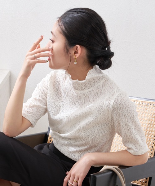 VANNIE U(ヴァニーユー)の「シアーウェーブハイネックトップス(Tシャツ/カットソー・レディース・ブラック/ホワイト/ライトグリーン・FREE)」の8枚目の写真