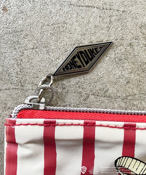FLAPPER(フラッパー)の「FLAPPER フラッパー:HarryPotter ハリー・ポッター バーティー・ボッツの百味ビーンズ フラットポーチ(ポーチ・レディース・レッド・FREE)」の3枚目の写真