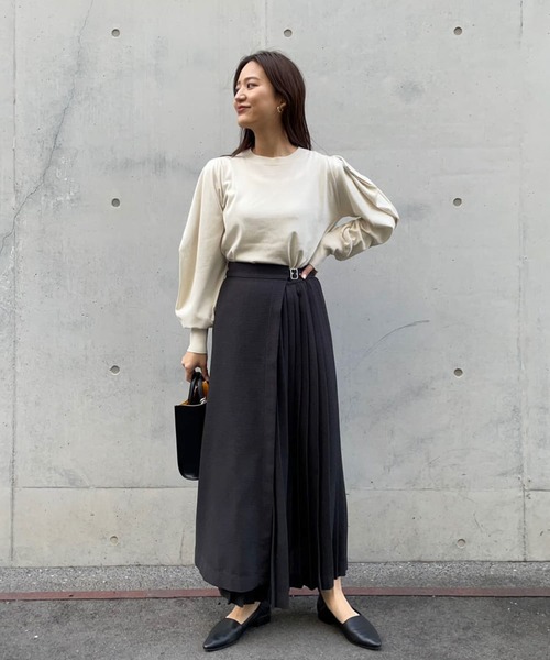 LAATO（ラート）の「PUFF PUFF SLEEVE KNIT（ニット/セーター・レディース・オフホワイト/ブラウン・FREE）」の5枚目の写真