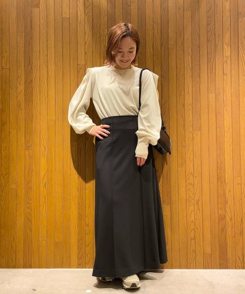 LAATO（ラート）の「PUFF PUFF SLEEVE KNIT（ニット/セーター・レディース・オフホワイト/ブラウン・FREE）」の11枚目の写真