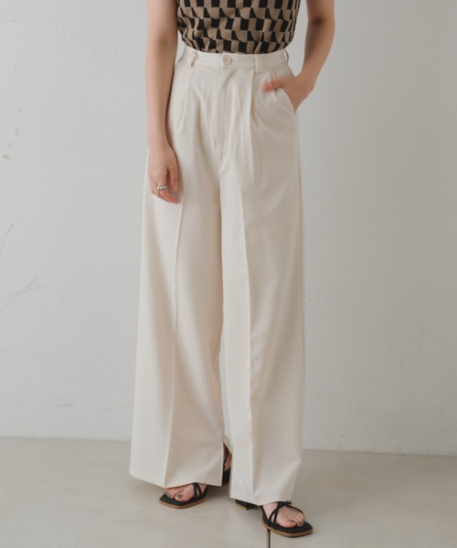 Kastane（カスタネ）の「【2サイズ展開】フロントタックスラックスパンツ（スラックス・レディース・アイボリー/イエロー/ブラック/グレー・0/1）」の14枚目の写真