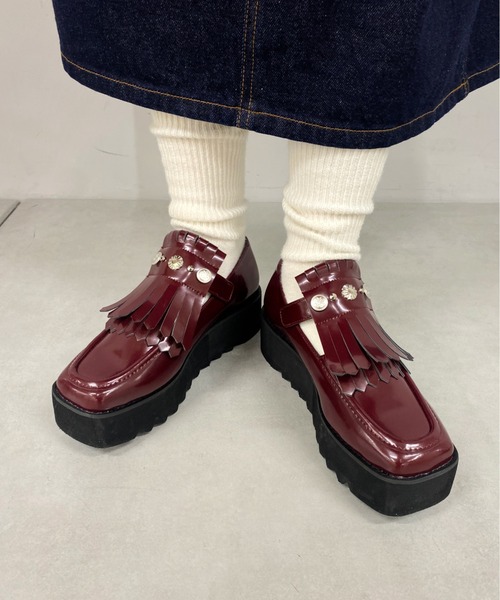 WHO'S WHO gallery（フーズフーギャラリー）の「キルトタッセルシューズ（ローファー・レディース・ブラック/ボルドー・MEDIUM/L）」の5枚目の写真