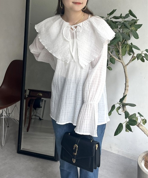 prose verse（プロズヴェール）の「フリルビッグカラーシャーリングシアーブラウス（シャツ/ブラウス・レディース・オフホワイト/ブラック・ﾌﾘ-）」の4枚目の写真