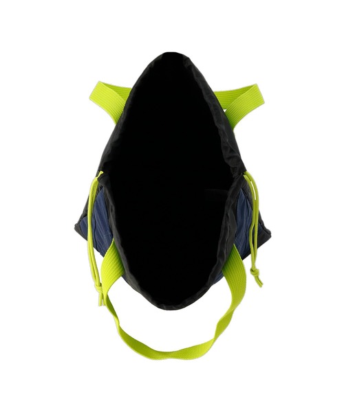 PUMA（プーマ）の「PUMA プーマ ユニセックス プーマ アクティブ グリップ シューサック 6L（スポーツグッズ・メンズ・ロイヤルブルー/ピンク/ネイビー/ブラック系その他/ブラック系その他2/ミント/ホワイト×ネイビー・フリー）」の20枚目の写真