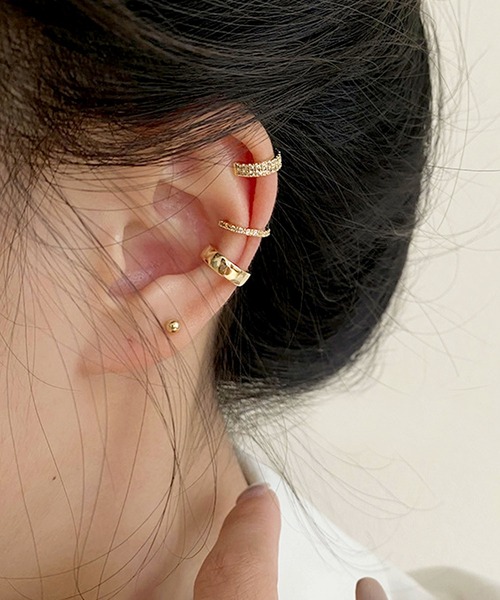 florist（フローリスト）の「人気アシンメトリー3連イヤーカフ/片耳用3点セット（イヤーカフ・レディース・ゴールド系6/ゴールド系1/ゴールド系5/ゴールド系2/ゴールド系4/ゴールド系7/ゴールド系8/シルバー系1/シルバー系2/ゴールド系3/ゴールド系9・FREE）」の6枚目の写真