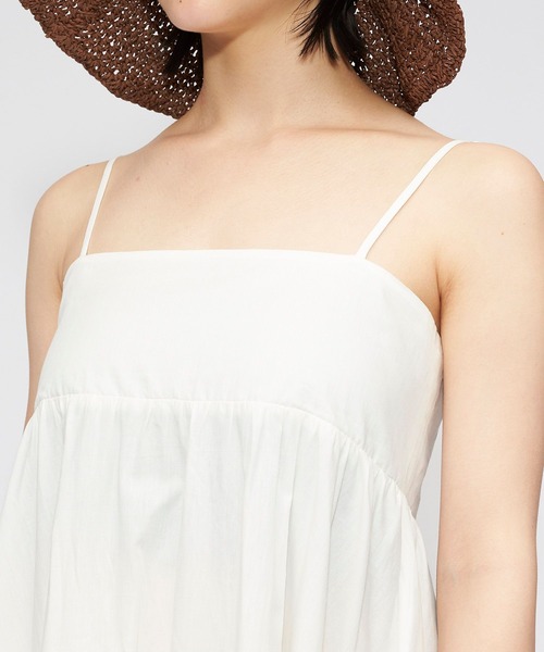 FOREVER 21（フォーエバー トゥエンティーワン）の「［超寿命素材］フレアロングキャミワンピース（ワンピース・レディース・オフホワイト/ブラック・SMALL/MEDIUM）」の15枚目の写真