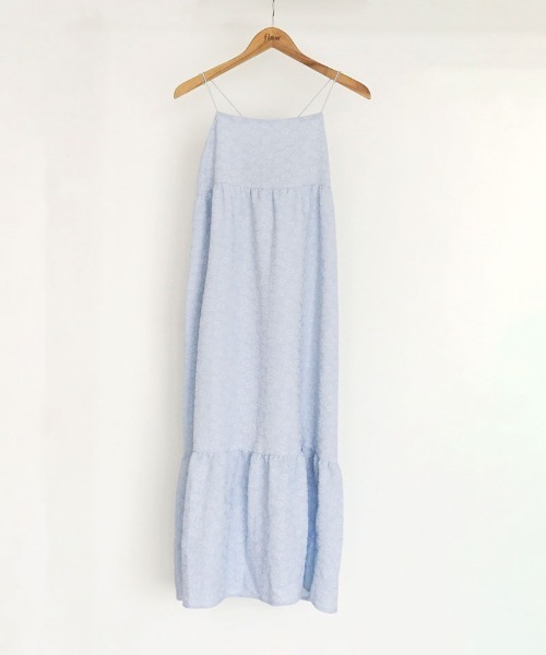 flower（フラワー）の「クラウドフラワーキャミワンピース（ワンピース・レディース・ブルー/ブラック・FREE）」の9枚目の写真