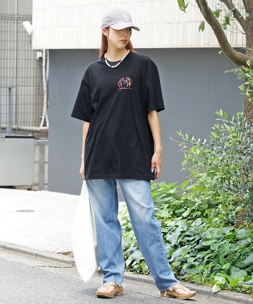 ＋81BRANCA（ハチイチブランカ）の「▲+81BRANCA/ハチイチブランカ John Lennon portrait&sign big tee Tシャツ グラフィックＴシャツ（Tシャツ/カットソー・レディース・ホワイト/ブラック・FREE）」の15枚目の写真