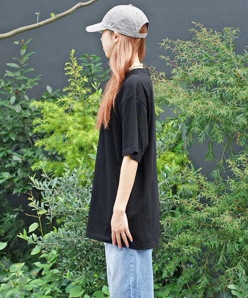 ＋81BRANCA（ハチイチブランカ）の「▲+81BRANCA/ハチイチブランカ John Lennon portrait&sign big tee Tシャツ グラフィックＴシャツ（Tシャツ/カットソー・レディース・ホワイト/ブラック・FREE）」の3枚目の写真