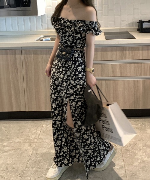 LOPASS(ロパス)の「花柄プリントフリルアップワンピース(ワンピース・レディース・ブラック・M/L)」の7枚目の写真