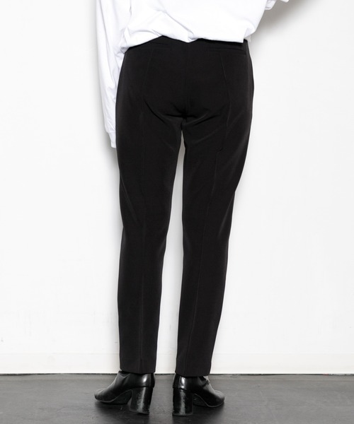 AMERICAN RAG CIE(アメリカンラグシー)の「スリックアジャスター付テーパードパンツ(スラックス・レディース・カーキ/ブラック・38/36)」の6枚目の写真