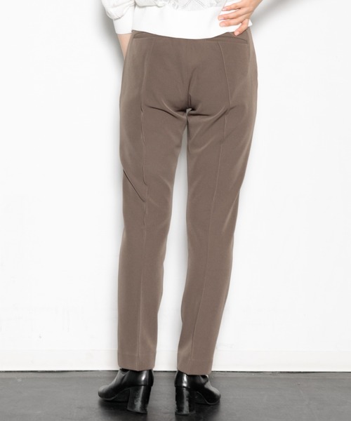 AMERICAN RAG CIE(アメリカンラグシー)の「スリックアジャスター付テーパードパンツ(スラックス・レディース・カーキ/ブラック・38/36)」の20枚目の写真