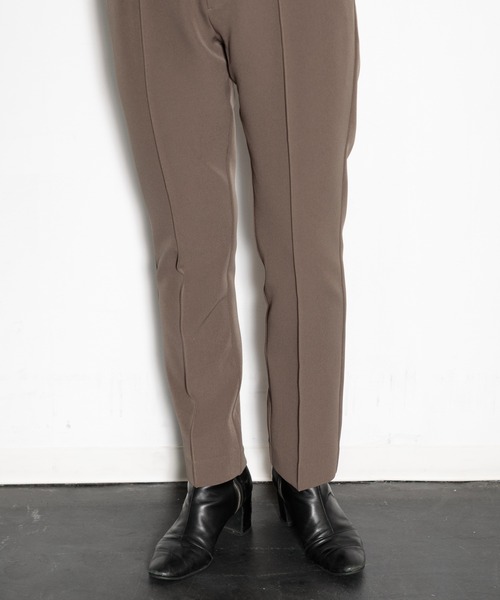 AMERICAN RAG CIE(アメリカンラグシー)の「スリックアジャスター付テーパードパンツ(スラックス・レディース・カーキ/ブラック・38/36)」の22枚目の写真