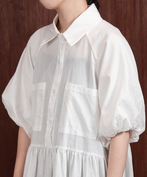 lawgy(ラウジー)の「puff sleeve shirt op(ワンピース・レディース・ホワイト/ベージュ/ブラック・FREE)」の15枚目の写真