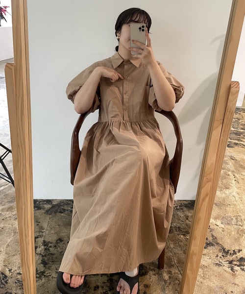 lawgy(ラウジー)の「puff sleeve shirt op(ワンピース・レディース・ホワイト/ベージュ/ブラック・FREE)」の8枚目の写真