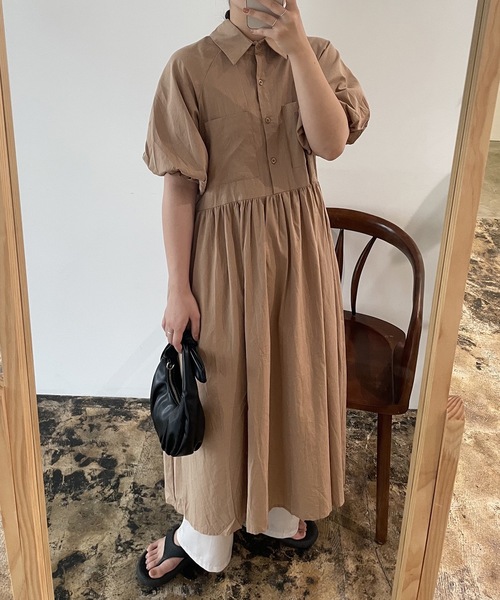 lawgy(ラウジー)の「puff sleeve shirt op(ワンピース・レディース・ホワイト/ベージュ/ブラック・FREE)」の9枚目の写真