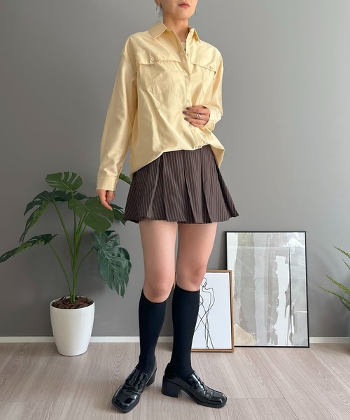 Jewelobe(ジュエローブ)の「ヨークフラップセミグロシーオーバーシャツ(シャツ/ブラウス・レディース・ピンク/ブラック/ブルー/イエロー・FREE)」の20枚目の写真