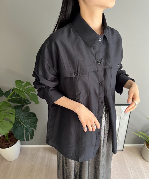Jewelobe(ジュエローブ)の「ヨークフラップセミグロシーオーバーシャツ(シャツ/ブラウス・レディース・ピンク/ブラック/ブルー/イエロー・FREE)」の14枚目の写真