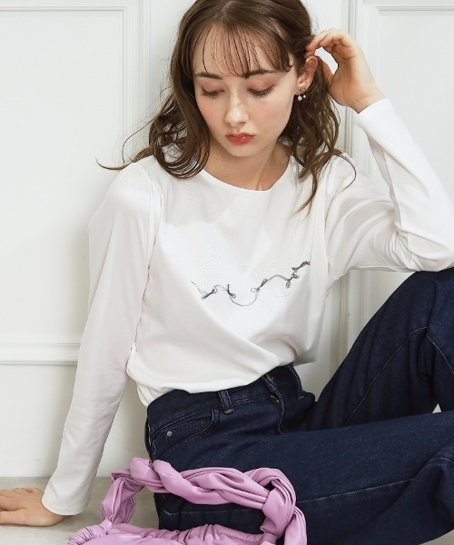 couture brooch（クチュールブローチ）の「◆アソート柄デザインロンT（Tシャツ/カットソー・レディース・ホワイト系8/チャコールグレー/オフホワイト/ピンク・38/40/42）」の2枚目の写真