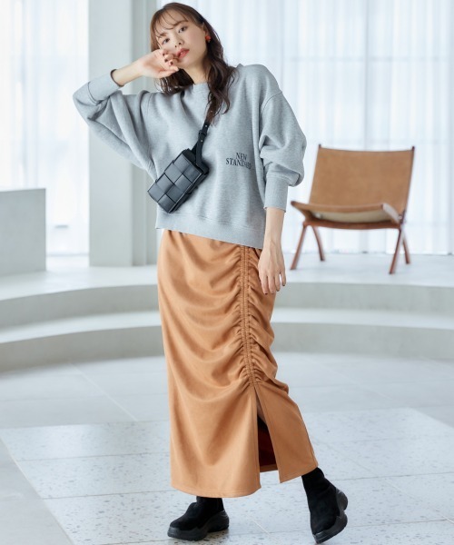 miclat(ミクラ)の「大きいサイズ ドルマンスリーブスウェットプルオーバー miclat(スウェット・レディース・グレー/ブラック・5L/L/4L/3L/LL)」の6枚目の写真