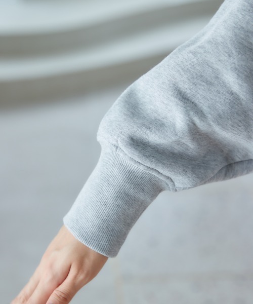 miclat(ミクラ)の「大きいサイズ ドルマンスリーブスウェットプルオーバー miclat(スウェット・レディース・グレー/ブラック・5L/L/4L/3L/LL)」の21枚目の写真