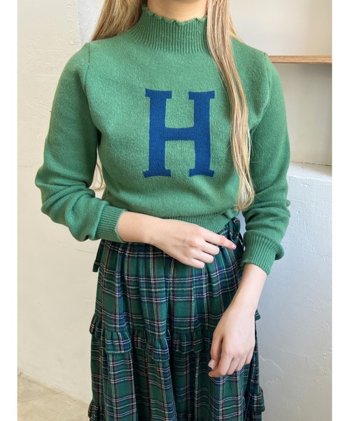 WC（ダブル シー）の「アルファベットロゴコンパクトニット（ニット/セーター・レディース・アイボリー/ブルー/グリーン・FREE）」の2枚目の写真