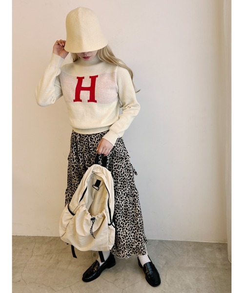 WC（ダブル シー）の「アルファベットロゴコンパクトニット（ニット/セーター・レディース・アイボリー/ブルー/グリーン・FREE）」の12枚目の写真