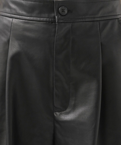 BAYFLOW（ベイフロー）の「エコレザーショートパンツ（その他パンツ・レディース・ブラック・MEDIUM/SMALL）」の15枚目の写真