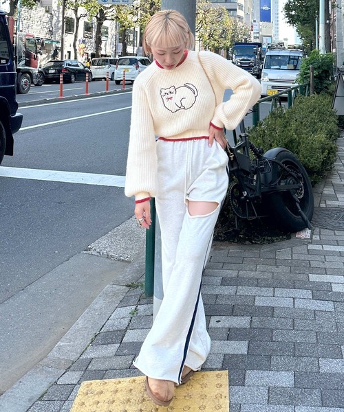 Alley by w closet（アリーバイダブルクローゼット）の「【Alley】ネコ刺しゅうニットプルオーバー（ニット/セーター・レディース・オフホワイト/ネイビー・FREE）」の21枚目の写真