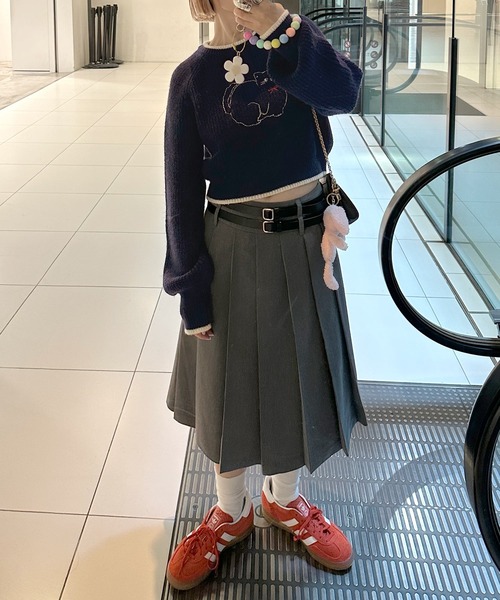 Alley by w closet（アリーバイダブルクローゼット）の「【Alley】ネコ刺しゅうニットプルオーバー（ニット/セーター・レディース・オフホワイト/ネイビー・FREE）」の3枚目の写真