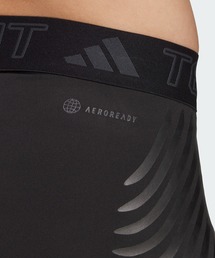 adidas（アディダス）の「テックフィット コントロール × RHEON